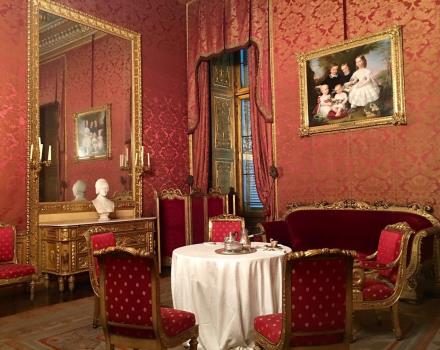 Una visita che vi porterà a conoscere la storia di Torino e la genealogia dei Savoia.