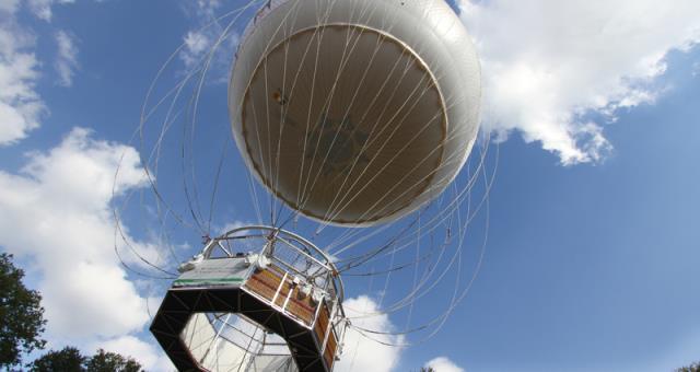 Turin Eye - the braked balloon is currently under maintenance, but will soon be back in the sky of Turin.