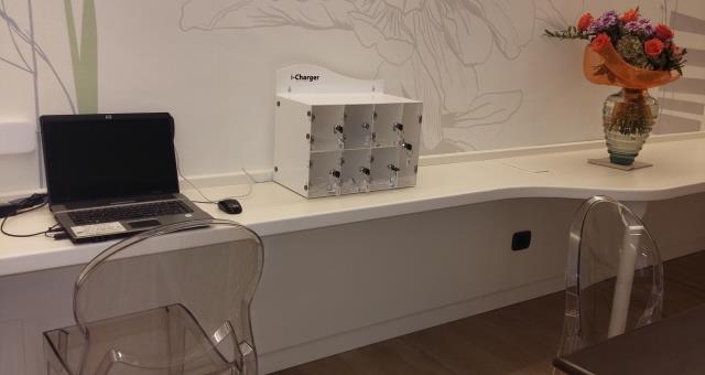 Free Wifi available throughout the hotel. In our new hall there is a laptop, and even an I-Charger with six box for recharging smartphones and a box for tablet.