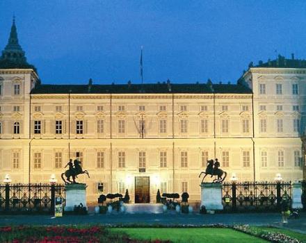Visit the impressive and luxurious royal apartments.